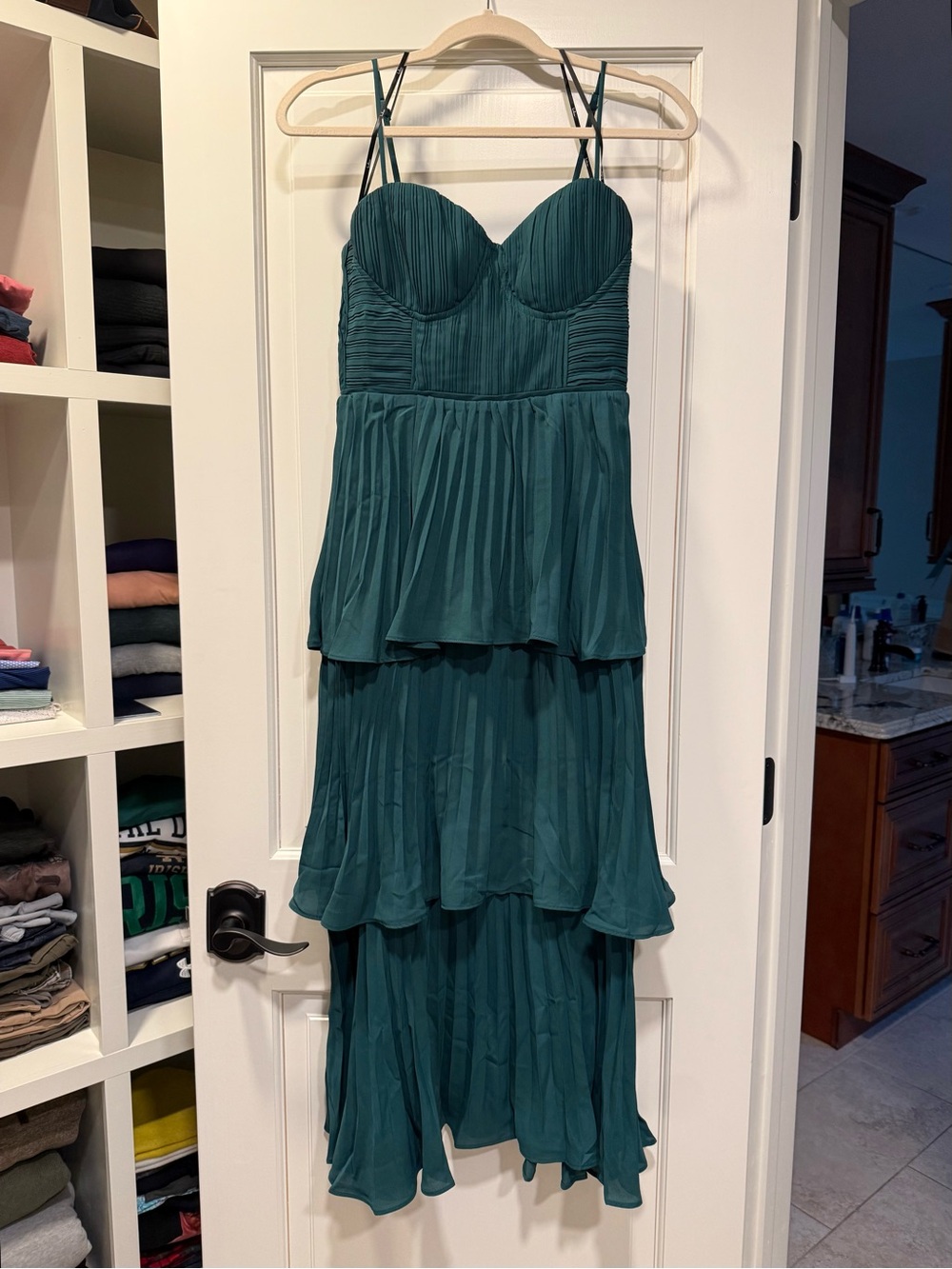 Cascading Crush Tiered Bustier Midi Dress - Picture 4 of 4